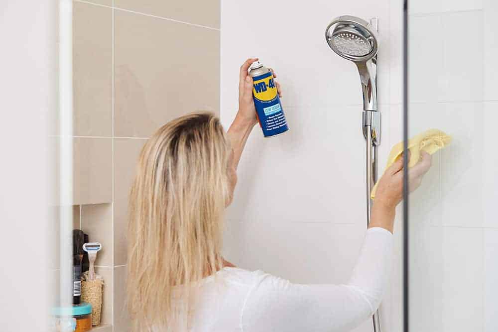 6. how to clean bathroom tiles toilets and showers with wd 40
