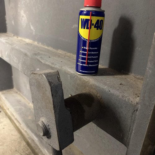 שימון מקלט של הבניין