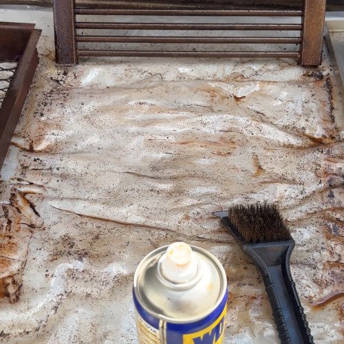 מכינים את המנגל לסוכות